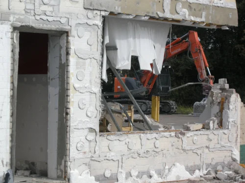 Steps Involved in Home Demolition
