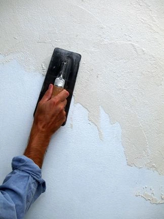 Here Are The Key Differences: Lime Plaster Vs Cement Plaster