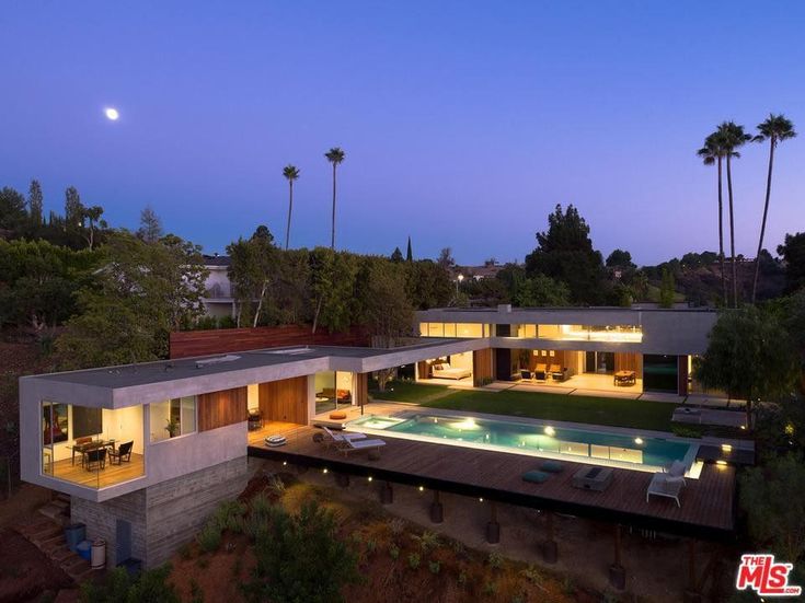 Celebrity homes with modern interiors