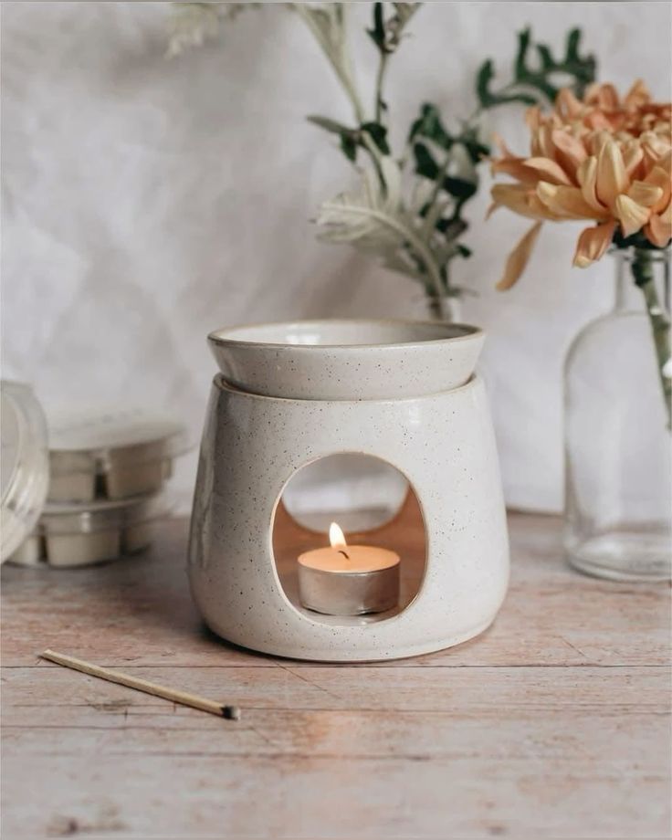 handcrafted pottery decor trends