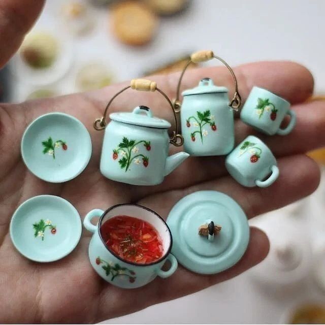 handcrafted pottery decor trends
