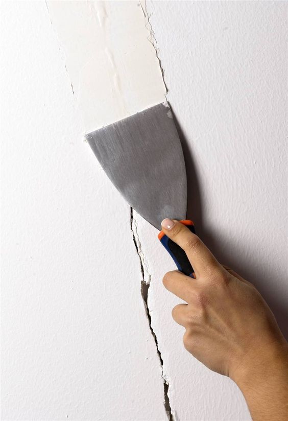 Fix wall cracks naturally