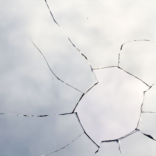 safety glass vs tempered glass
