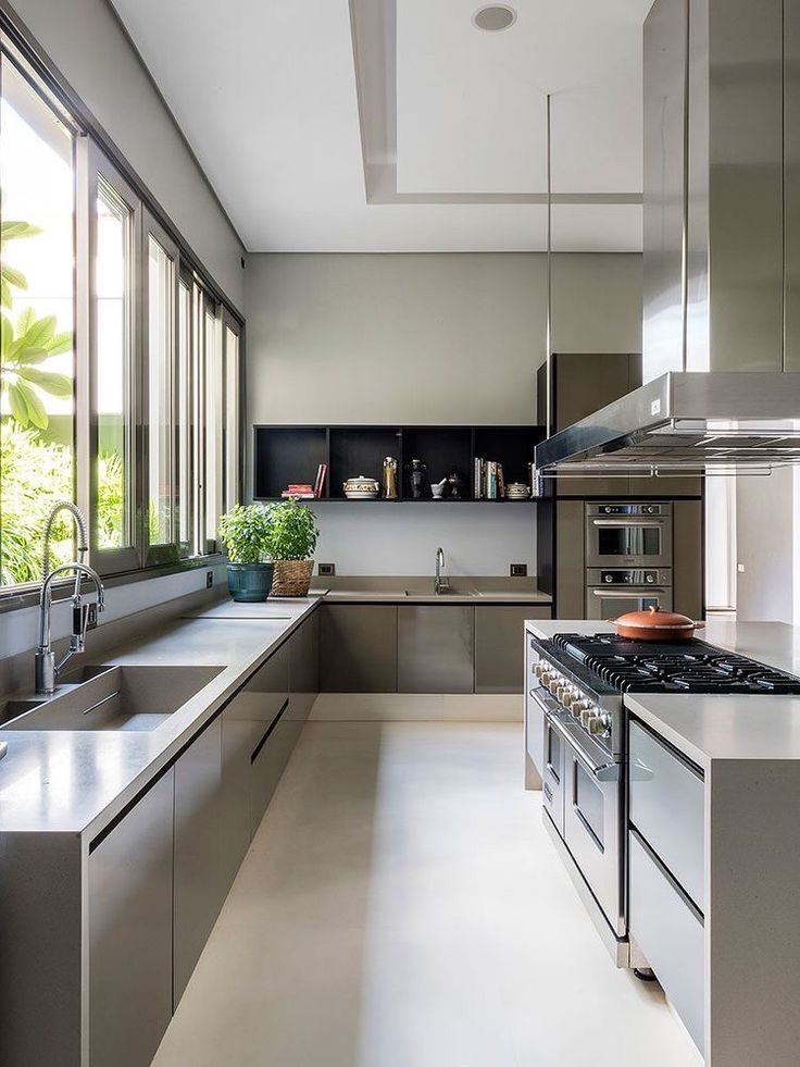 Open Kitchen vs Closed Kitchen
