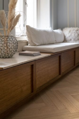 dual-purpose window seating