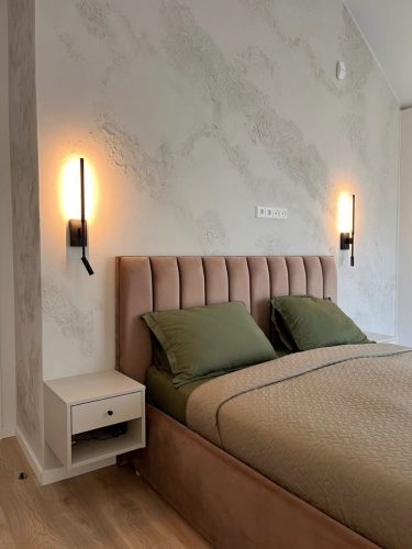 Natural clay plaster wall